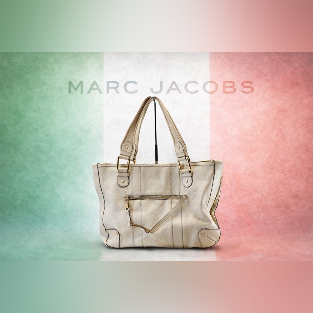 Marc Jacobs Venetia | Made in Italy 🇮🇹 | Leather Tote Bag with Structured Design